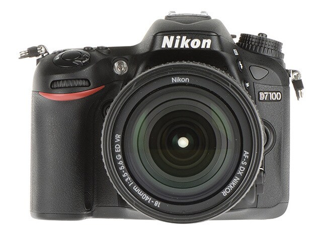 Nikon D7100 24.1MP DSLR Camera with AF S DX NIKKOR 18 140mm Lens