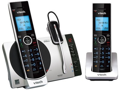 Téléphone sans fil à deux combinés, casque d’écoute sans fil et connexion au système de répondeur Cell™ DS6771-3 de Vtech
