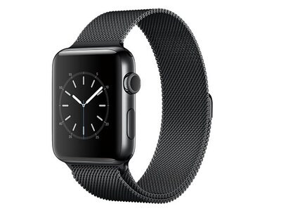 Apple® Watch série 2 de 42 mm avec boîtier en acier inoxydable noir infini et bracelet milanais à rabat aimanté noir infini