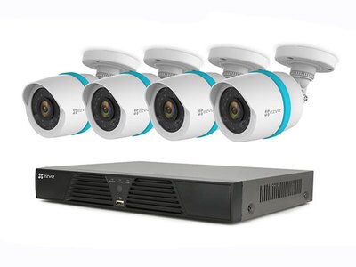 Système de sécurité intérieur/extérieur à 4 canaux avec enregistreur numérique à 1 To et 4 caméras étanches BN-1424A1 d’EZVIZ – blanc