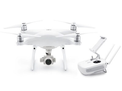Drone Phantom 4 Advanced de DJI avec caméra à 20 Mpx et télécommande