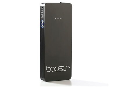 Survolteur et chargeur portatif à 18 000 mAh Platinum de Boostr