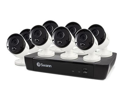 Système de sécurité NVR 8 canaux 5MP 2 To de Swann avec 8 caméras de sécurité extérieures à détection thermique de type bullet
