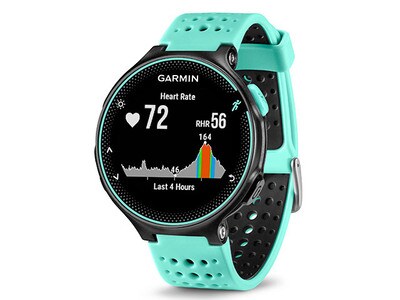 Montre de course intelligente avec GPS et Connect IQ™ Forerunner® 235 de Garmin - Bleu givré