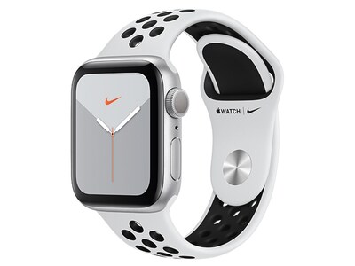 Apple Watch Nike Series 5 avec boîtier en aluminium gris cosmique et bracelet sport Nike Platine pur/noir de 40 mm (GPS)