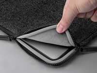 Pochette INFLIGHT de LAUT pour MacBook Pro 16 pouces - Noir