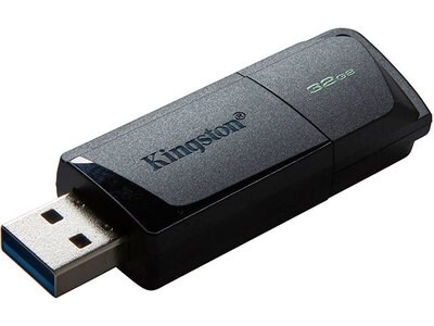 Kingston 32 GB USB 3.2 Gen 1 Datatraveler Exodia M USB Flash Drive - Black