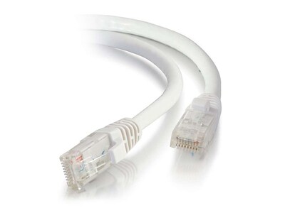 C2G 19477 1.5m (5’) Cat5e Snagless Unshielded (UTP) Network Patch Cable - White